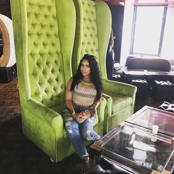 Meet your Posher, Catherine - Picture 1 of 1